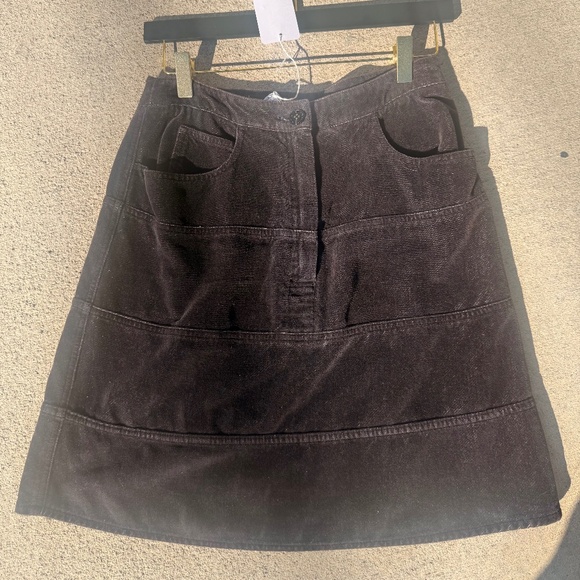 Chanel velvet skirt - Picture 1 of 1